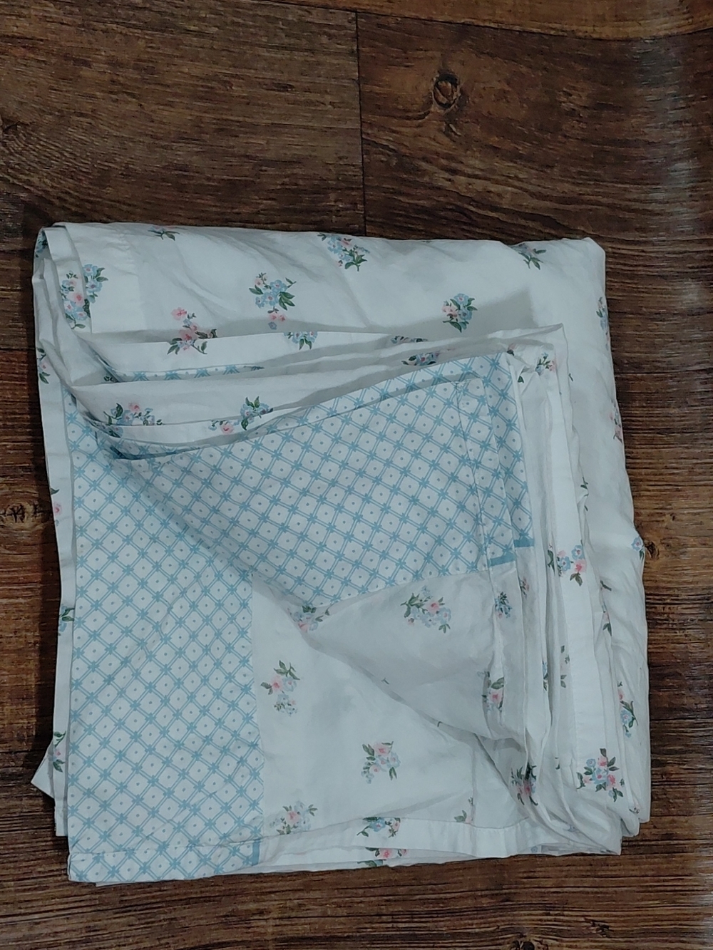 Laura Ashley White Sheet Set with Blue and Pink Floral Pattern